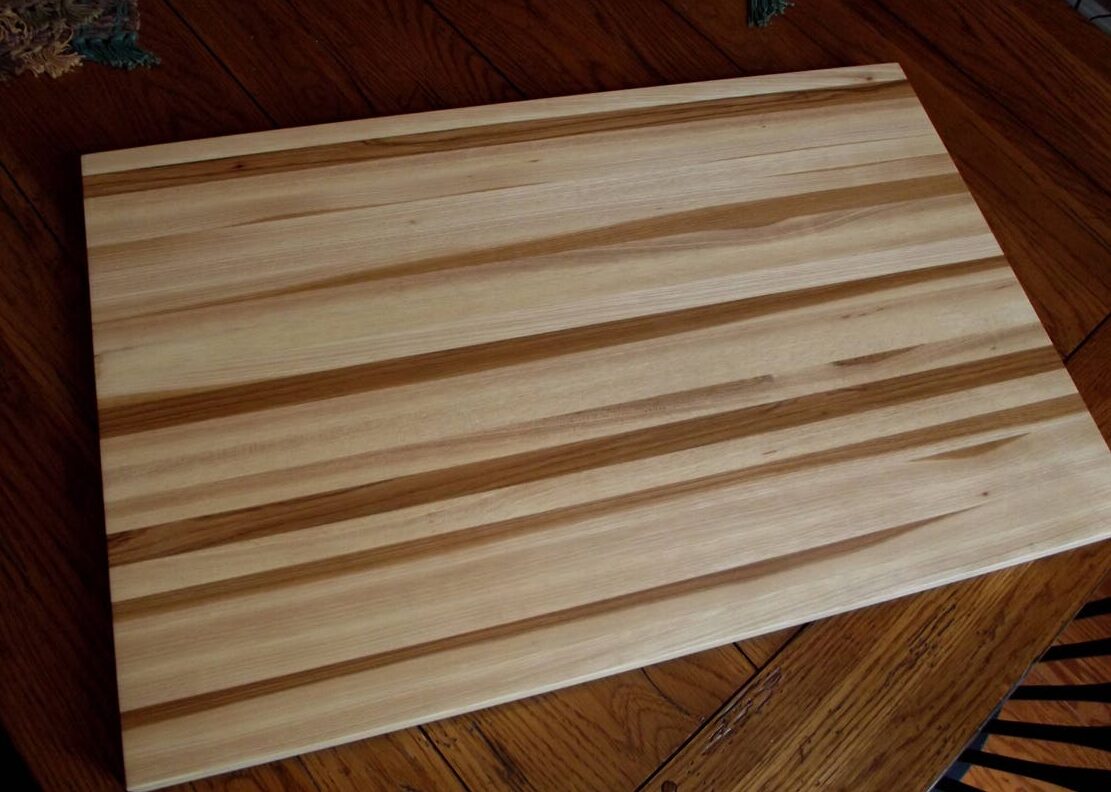 esarey hardwood hickory cutting board
